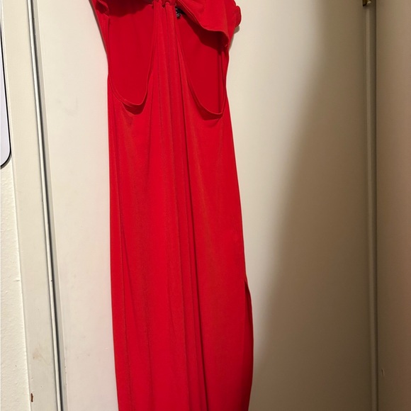 Elegant Red Women's Dress - Picture 1 of 4